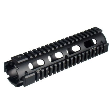 UTG Pro AR15 Mid Length Drop-in Quad Rail
